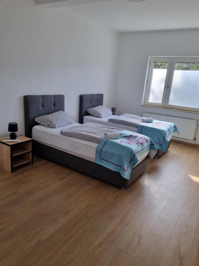 Twitch Apartments Ахім Екстер'єр фото